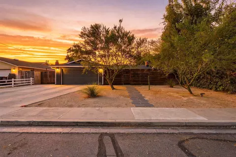 1925 S San Joaquin Dr, Visalia, CA 93277