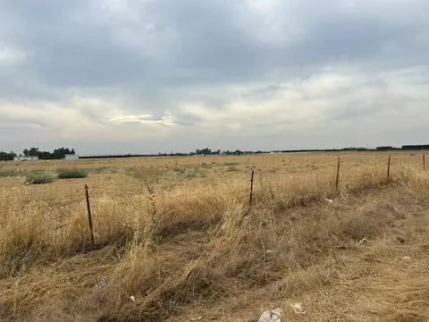 Road 234, Terra Bella, CA 93270