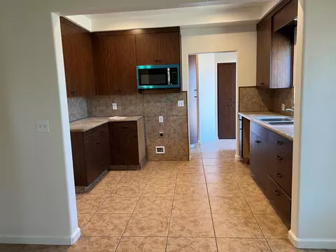 Kitchen - Ave 200, Strathmore, CA 93267 photo 1 of 1