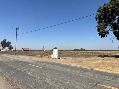 Other - Ave 200, Strathmore, CA 93267 photo 2 of 6