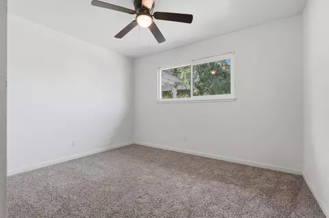 Bedroom - 351 S Cornucopia Rd, Exeter, CA 93221 photo 5 of 7