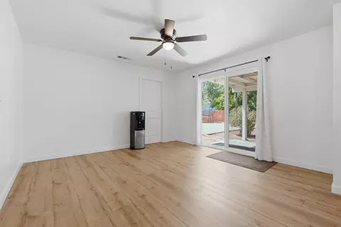 Living - 351 S Cornucopia Rd, Exeter, CA 93221 photo 6 of 9