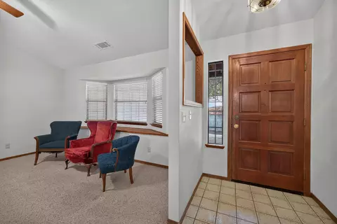 Entry Way - 42092 S Fork Dr, Three Rivers, CA 93271 photo 2 of 3