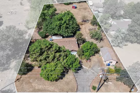 View/Area - 42092 S Fork Dr, Three Rivers, CA 93271 photo 2 of 6