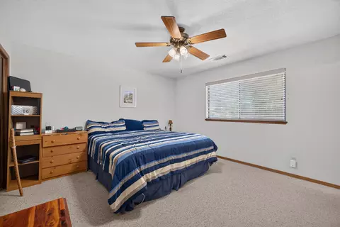 Bedroom - 42092 S Fork Dr, Three Rivers, CA 93271 photo 5 of 7