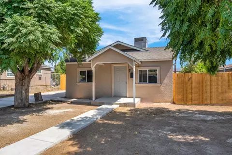 Exterior - 424 Morton Ave, Sanger, CA 93657 photo 2 of 6