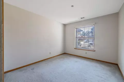 Bedroom - 1900 Evergreen Ct, Visalia, CA 93292 photo 1 of 3