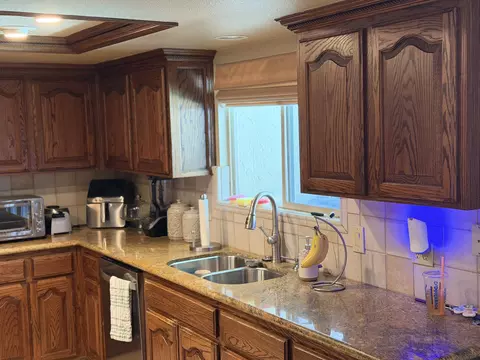 Kitchen - 1602 E Avila Dr, Tulare, CA 93274 photo 19 of 19