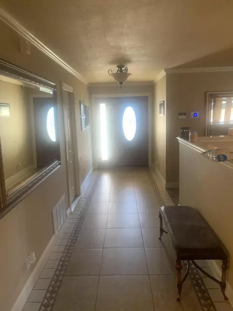 Entry Way - 1602 E Avila Dr, Tulare, CA 93274 photo 1 of 6