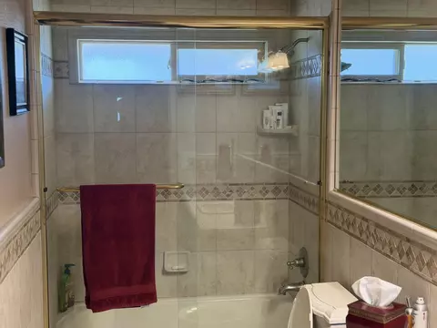 Bath - 1602 E Avila Dr, Tulare, CA 93274 photo 3 of 11