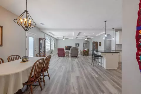 Entry Way - 16741 Silver Fox Ln, Springville, CA 93265 photo 5 of 5