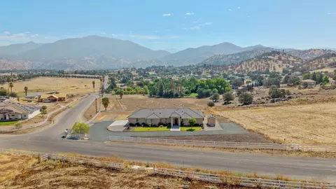 View/Area - 16741 Silver Fox Ln, Springville, CA 93265 photo 1 of 6