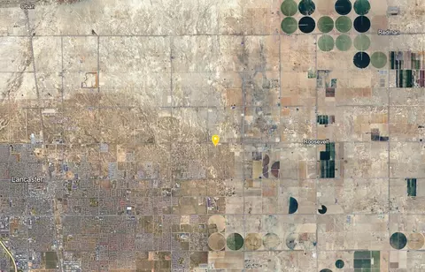 42 St E Vic Avenue H2 St E, Lancaster, CA 93535 photo 8