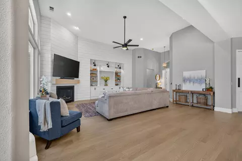 Living - 1945 N Greenfield Ave, Clovis, CA 93619 photo 3 of 4
