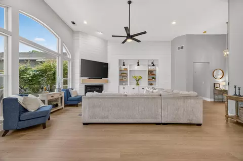 Living - 1945 N Greenfield Ave, Clovis, CA 93619 photo 2 of 4