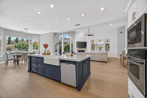 Kitchen - 1945 N Greenfield Ave, Clovis, CA 93619 photo 6 of 7