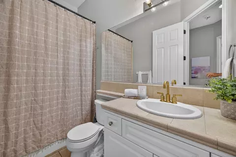 Bath - 1945 N Greenfield Ave, Clovis, CA 93619 photo 1 of 4