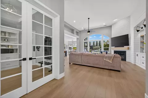 Entry Way - 1945 N Greenfield Ave, Clovis, CA 93619 photo 2 of 5