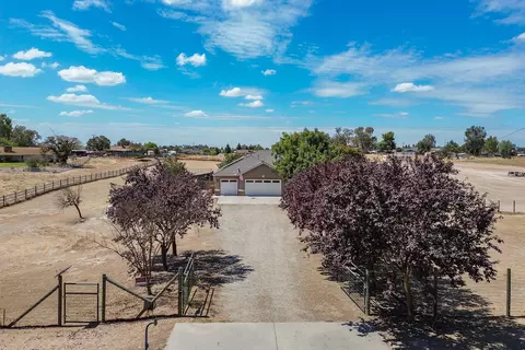 Other - 16322 La Canada Rd, Madera, CA 93636 photo 2 of 19