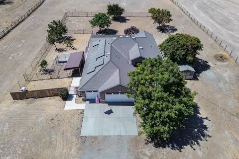 View/Area - 16322 La Canada Rd, Madera, CA 93636 photo 1 of 7