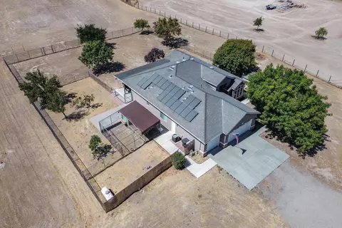 View/Area - 16322 La Canada Rd, Madera, CA 93636 photo 6 of 7