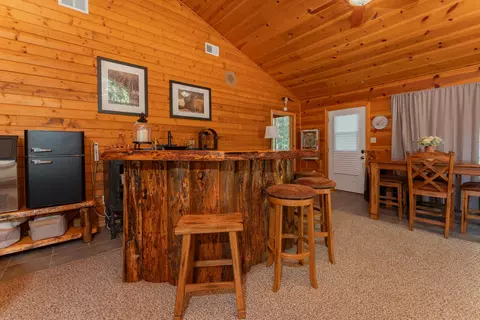 Dining - 706 Loop Dr, Springville, CA 93265 photo 4 of 7