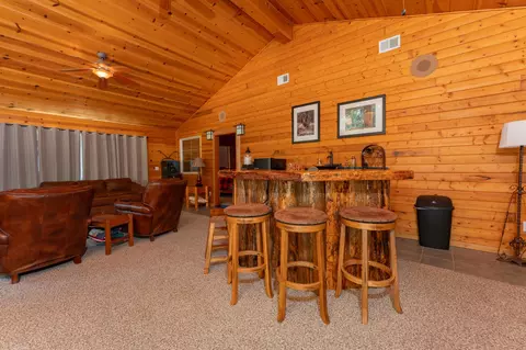 Living - 706 Loop Dr, Springville, CA 93265 photo 10 of 10