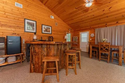 Dining - 706 Loop Dr, Springville, CA 93265 photo 5 of 7