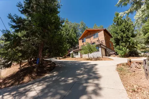 Exterior - 706 Loop Dr, Springville, CA 93265 photo 11 of 11