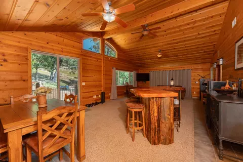 Dining - 706 Loop Dr, Springville, CA 93265 photo 3 of 7