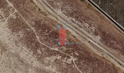 Vic Blue Star Memorial Highway, Buttonwillow, CA 93206 photo 6