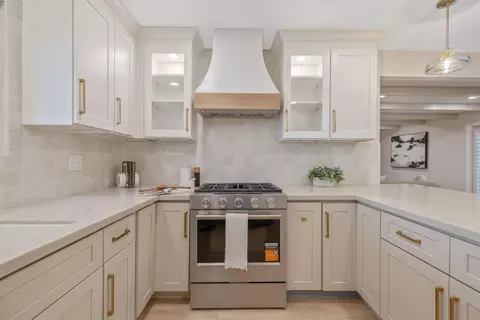 Kitchen - 761 Riverside Rd, Nipomo, CA 93444 photo 5 of 6