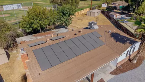 View/Area - 1146 Lassen Dr, Hanford, CA 93230 photo 3 of 5