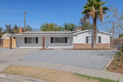 Exterior - 1146 Lassen Dr, Hanford, CA 93230 photo 2 of 12