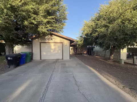 62 N Leggett St, Porterville, CA 93257