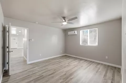 Living - 520 E Yale Ave, Dinuba, CA 93618 photo 5 of 5