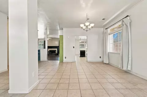 Living - 2139 E Kaweah Ct, Visalia, CA 93292 photo 1 of 13
