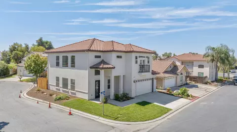 View/Area - 169 Lake Dr, Lemoore, CA 93245 photo 2 of 11