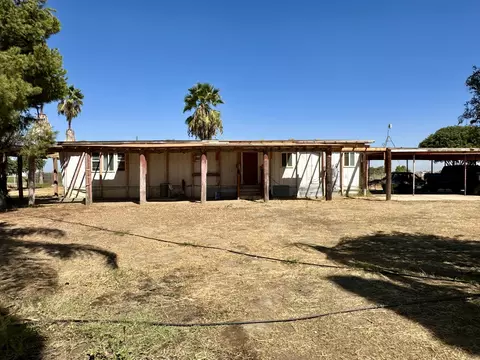 Exterior - 1748 Schott Rd, Earlimart, CA 93219 photo 7 of 11