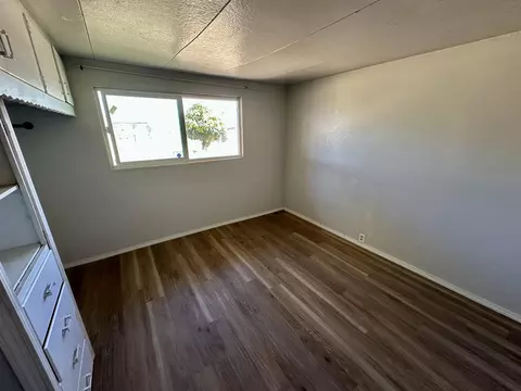 Bedroom - 1748 Schott Rd, Earlimart, CA 93219 photo 3 of 5