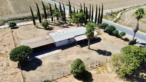 View/Area - 1748 Schott Rd, Earlimart, CA 93219 photo 2 of 10