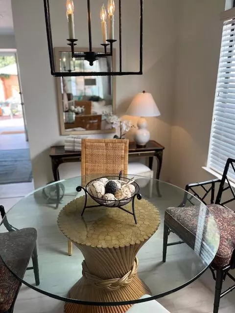 Dining - 1402 E Vassar Dr, Visalia, CA 93292 photo 1 of 1