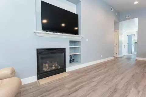 Living - 1440 25th St, Oceano, CA 93445 photo 2 of 6