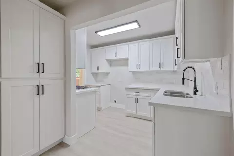 Kitchen - 501 E Stanislaus St, Avenal, CA 93204 photo 2 of 2
