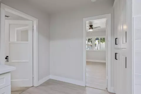 Entry Way - 501 E Stanislaus St, Avenal, CA 93204 photo 1 of 2