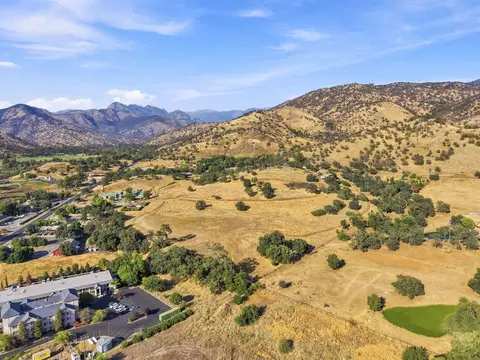 Sierra Drive, Three Rivers, CA 93271 photo 5