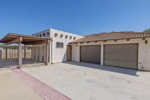 Exterior - 20090 Avenue 264, Exeter, CA 93221 photo 4 of 22