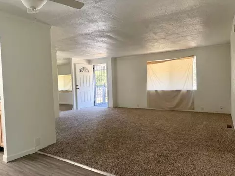 15623 Jasmine Ave, Ivanhoe, CA 93235 photo 2