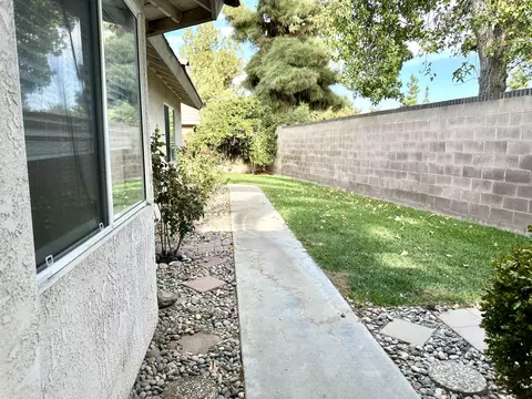 Exterior - 785 Heath Ct, Lemoore, CA 93245 photo 13 of 15