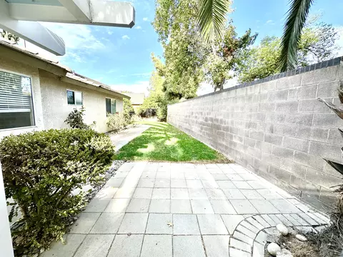 Exterior - 785 Heath Ct, Lemoore, CA 93245 photo 11 of 15